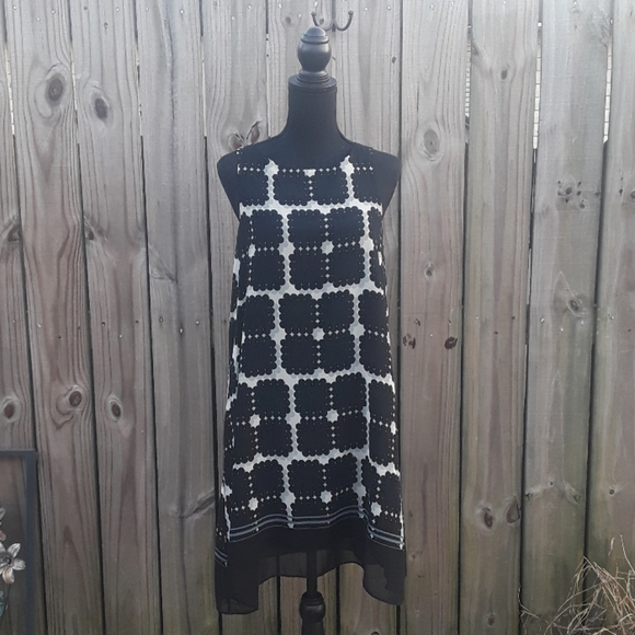 Max Studio Dresses & Skirts - Max Studio Black Sleeveless Dress- Size Small